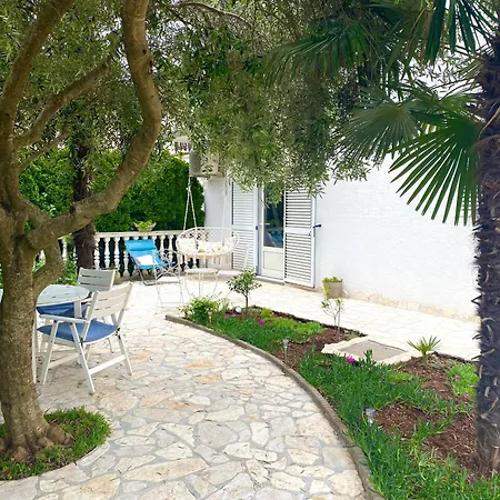 Tara Apartament Malinska